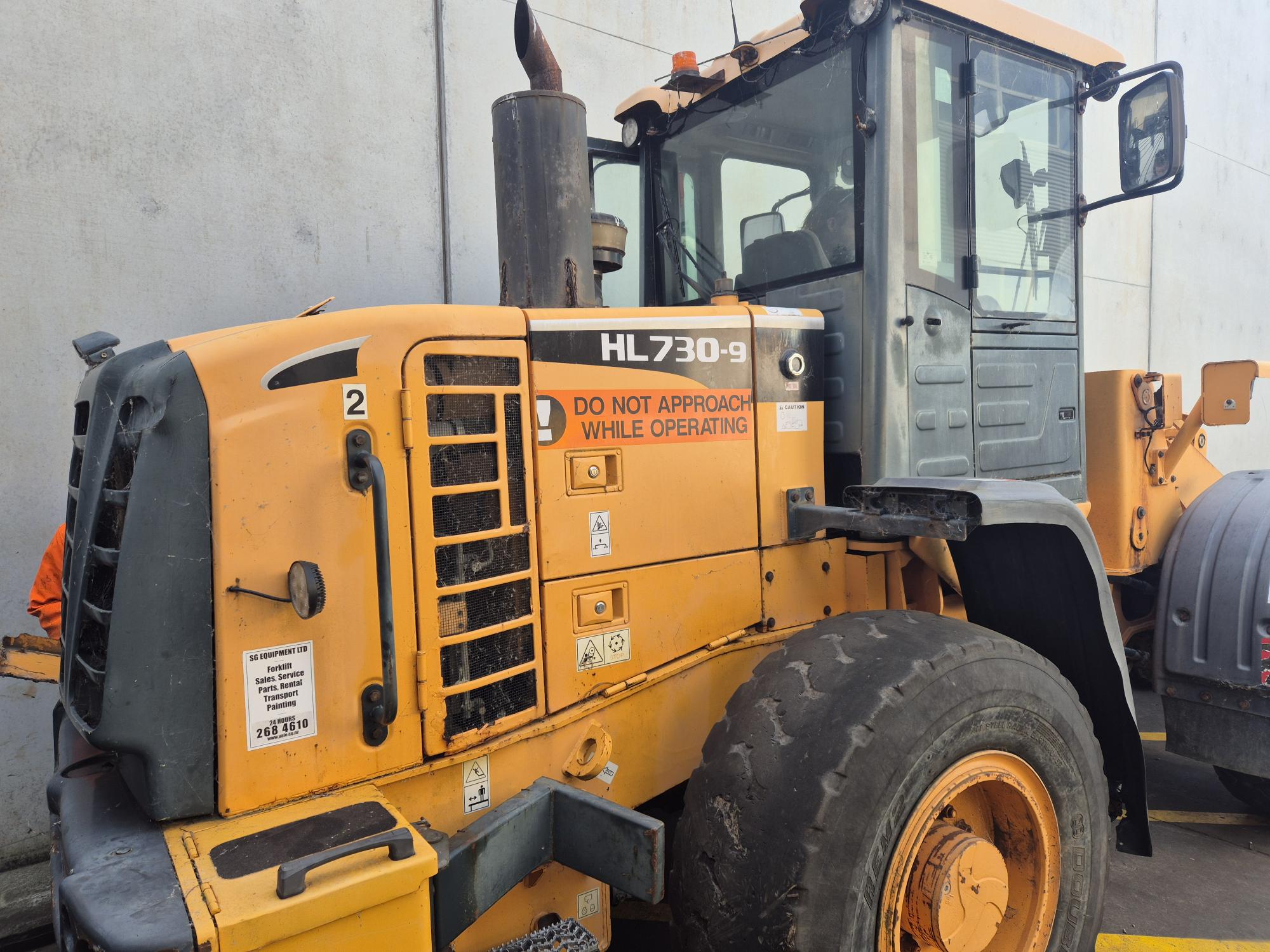2012 Hyundai Wheel Loader - Image 2