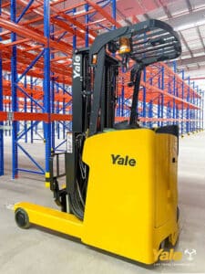 FBR13 reach truck