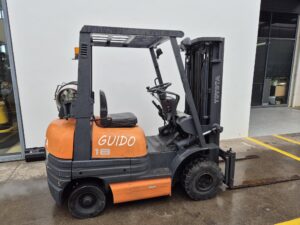 1995 TOYOTA FG18